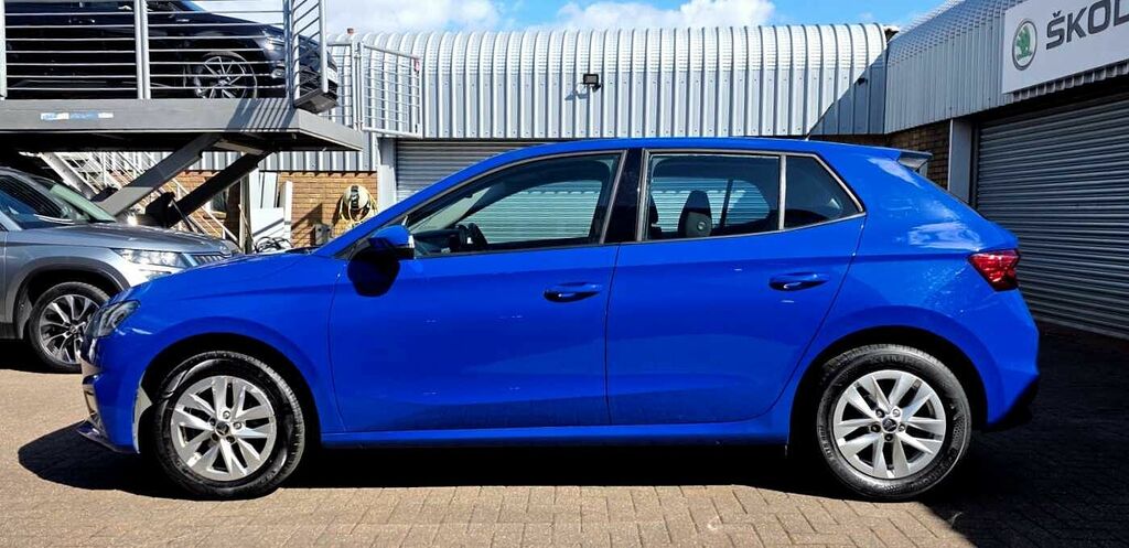 Skoda Fabia 1.0 Tsi Se Comfort EJ24WZV Blue #4