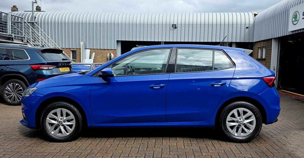 Skoda Fabia 1.0 Tsi Se Comfort EJ24XNC Blue #4