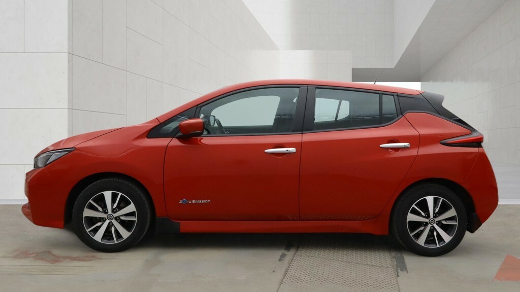 Nissan Leaf Hatchback 40Kwh Acenta 2018 WR18HNP Red #6