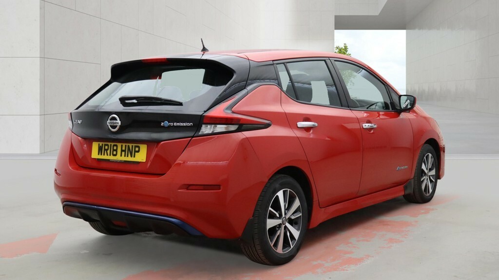 Nissan Leaf Hatchback 40Kwh Acenta 2018 WR18HNP Red #4