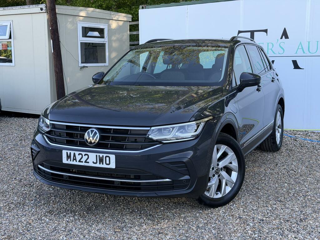 Volkswagen Tiguan 1.4 Tsi 13Kwh Life Suv Plug-in Hybrid D Grey
