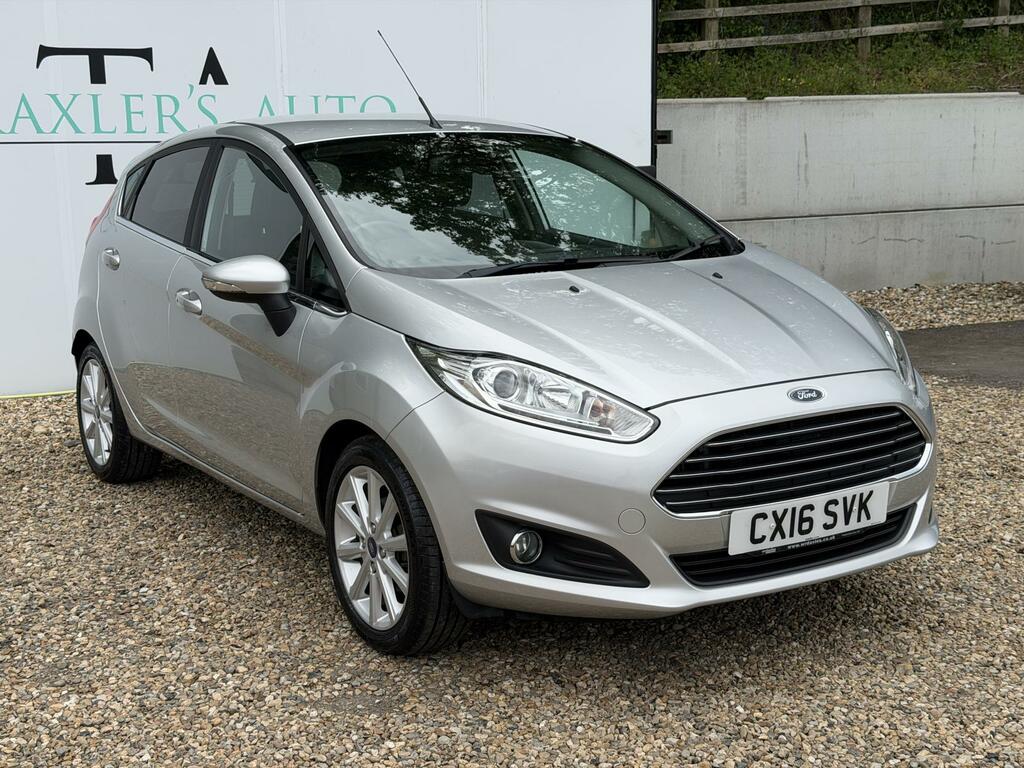 Ford Fiesta 1.0T Ecoboost Titanium Hatchback Silver #2