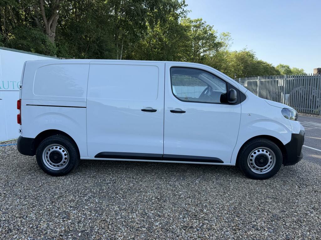 Peugeot Expert 1.5 Bluehdi Professional Standard Panel Van 6Dr Di NU24WLO White #6