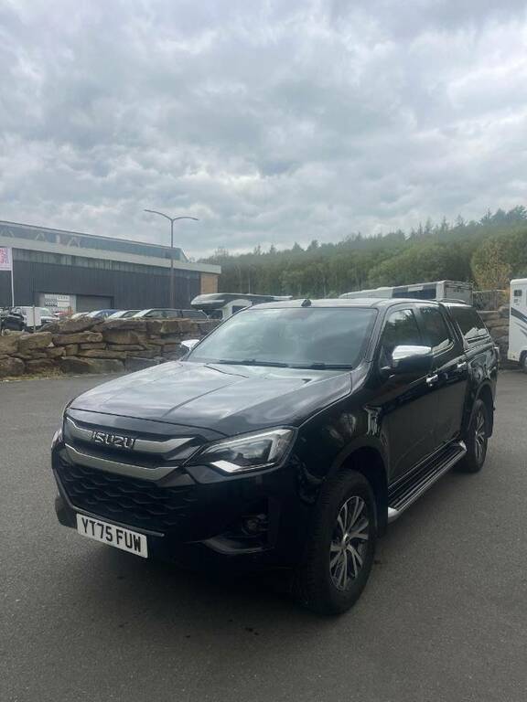 Isuzu D-Max 1.9 Dl40 Double Cab 4X4 - 2025 75 YT75FUW Black #2