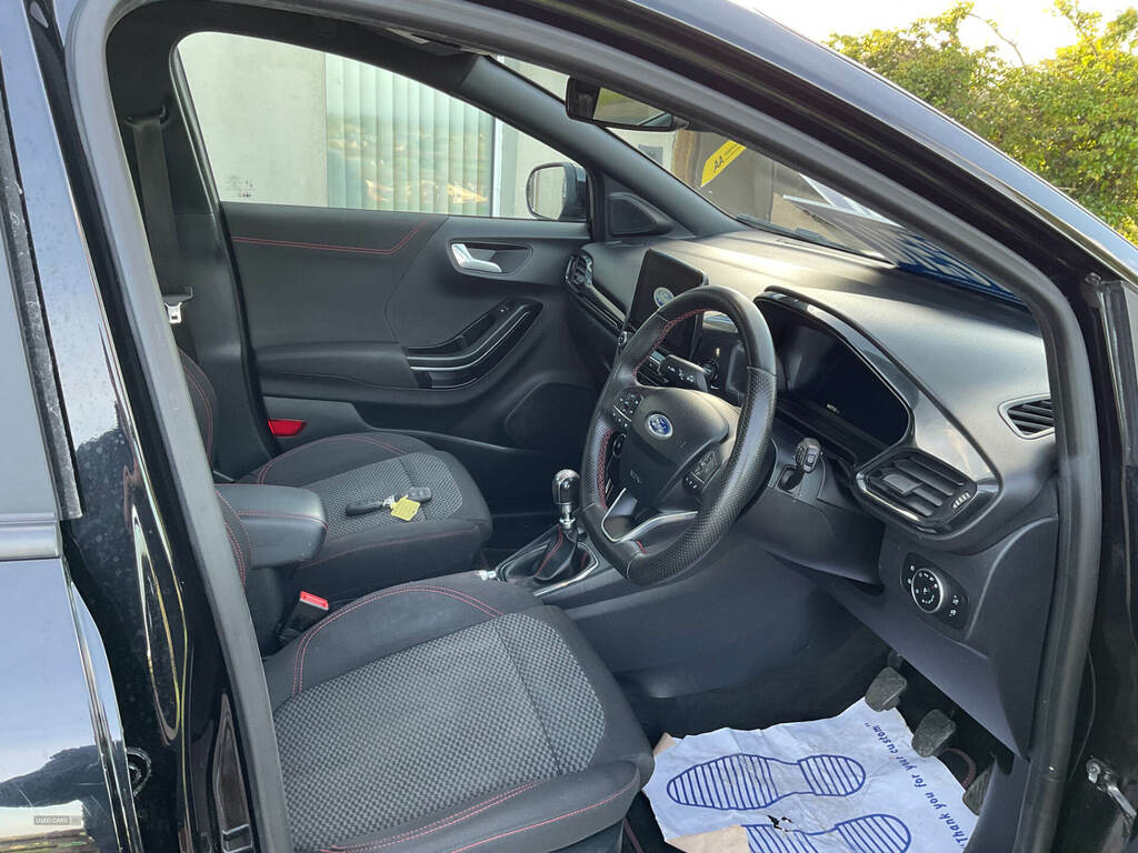 Ford Puma 1.0 Ecoboost Hybrid Mhev St-line BMZ1381 Black #4