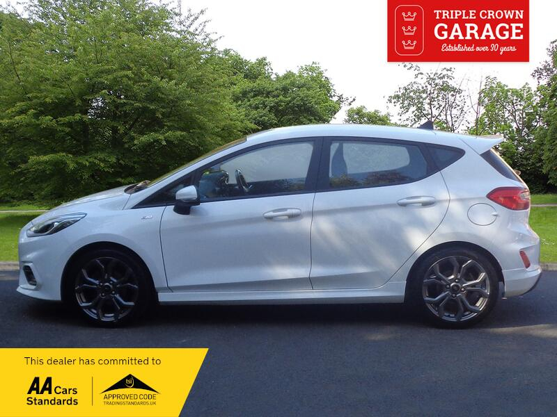 Ford Fiesta St-line BP69ZNX White #3