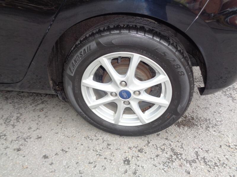 Ford Fiesta Zetec Black #4