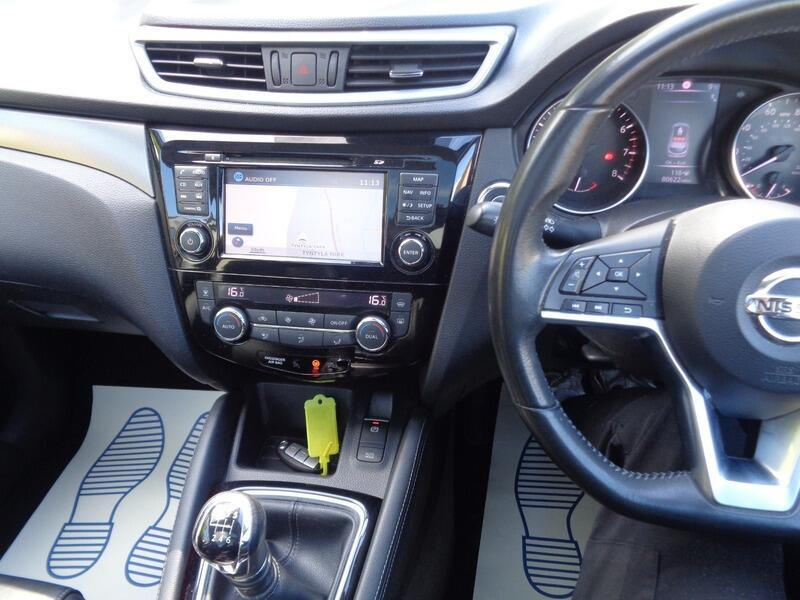 Nissan Qashqai Tekna Dig-t DT18KPR #5