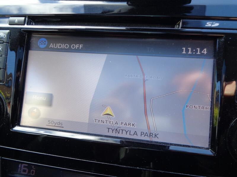 Nissan Qashqai Tekna Dig-t DT18KPR #6