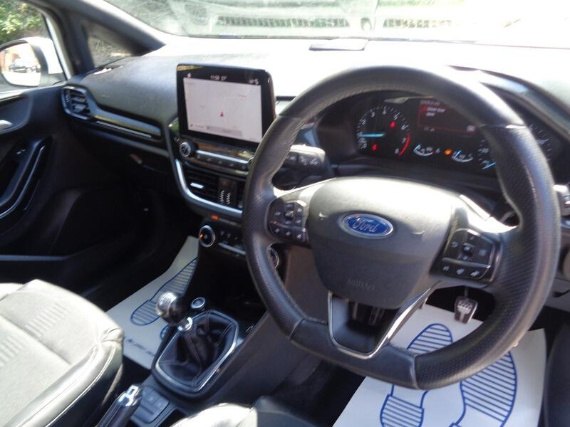 Ford Fiesta St-line X FN68URZ White #5