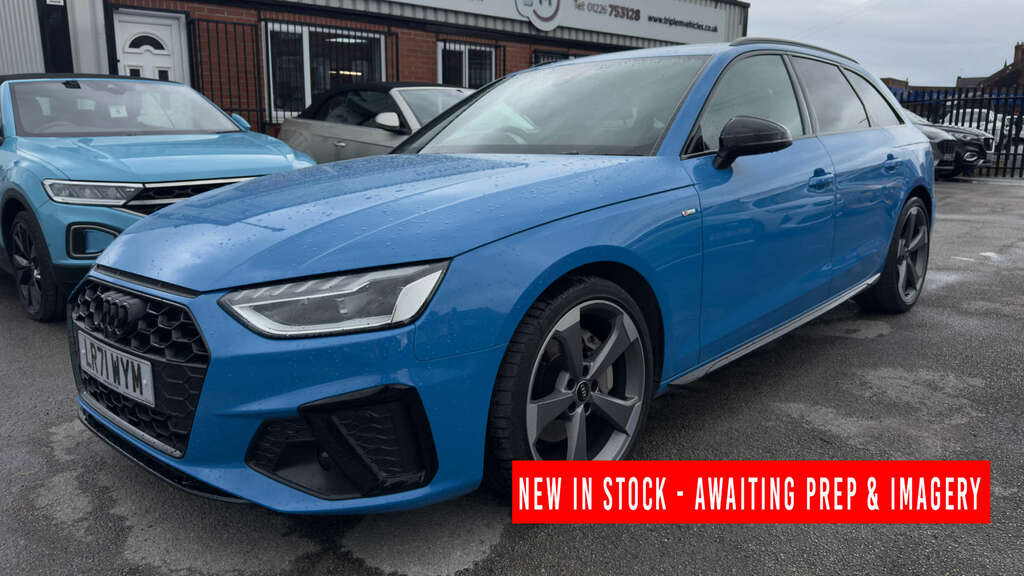 Audi A4 2.0 A4 Black Edition 40 Tfsi Mhev Blue