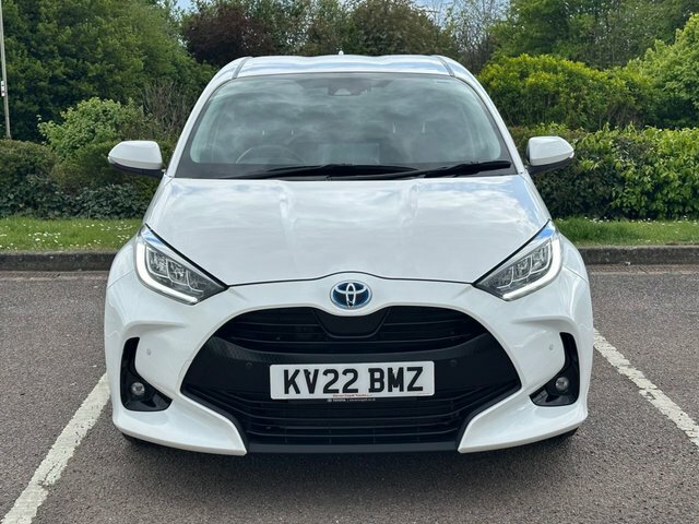 Toyota Yaris Vvt-h Design Hatchback KV22BMZ White #5