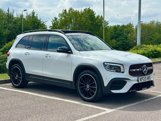 Mercedes-Benz GLB Class Glb200 Amg Line Night White