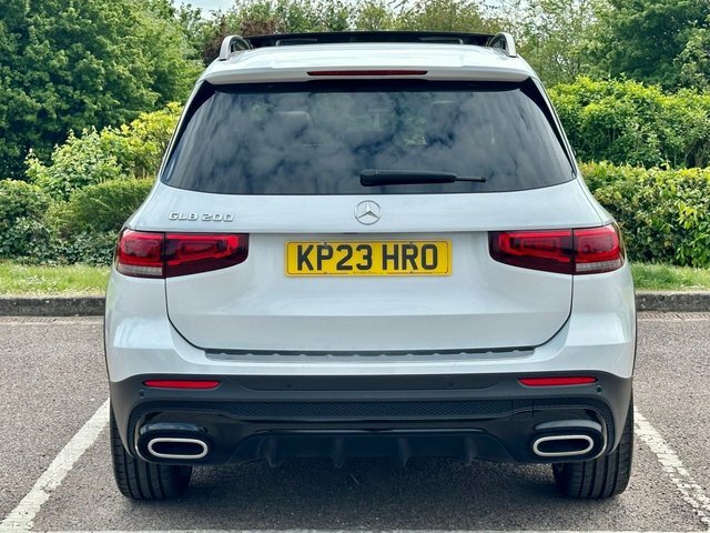 Mercedes-Benz GLB Class Glb200 Amg Line Night KP23HRO White #4