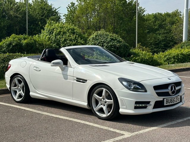 Mercedes-Benz SLK Slk250d Amg Sport Convertible White