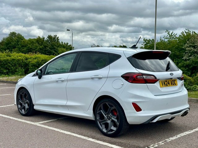 Ford Fiesta Ecoboost St-3 Hatchback VK24AOC White #5
