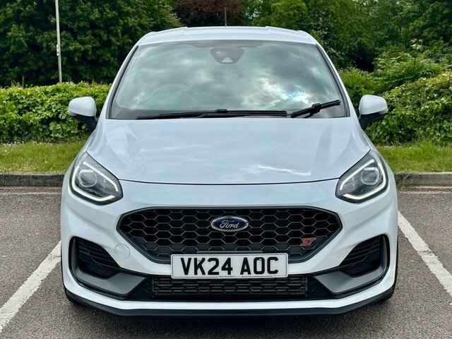 Ford Fiesta Ecoboost St-3 Hatchback VK24AOC White #4