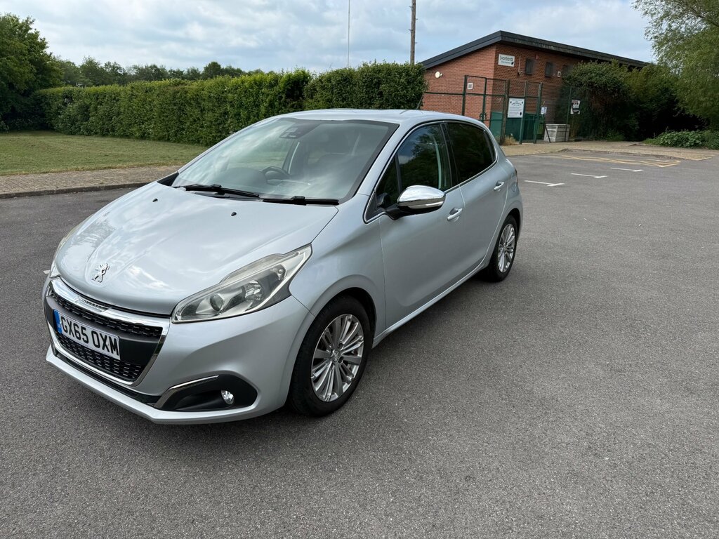 Peugeot 208 1.6 Bluehdi Allure Hatchback Eur Silver