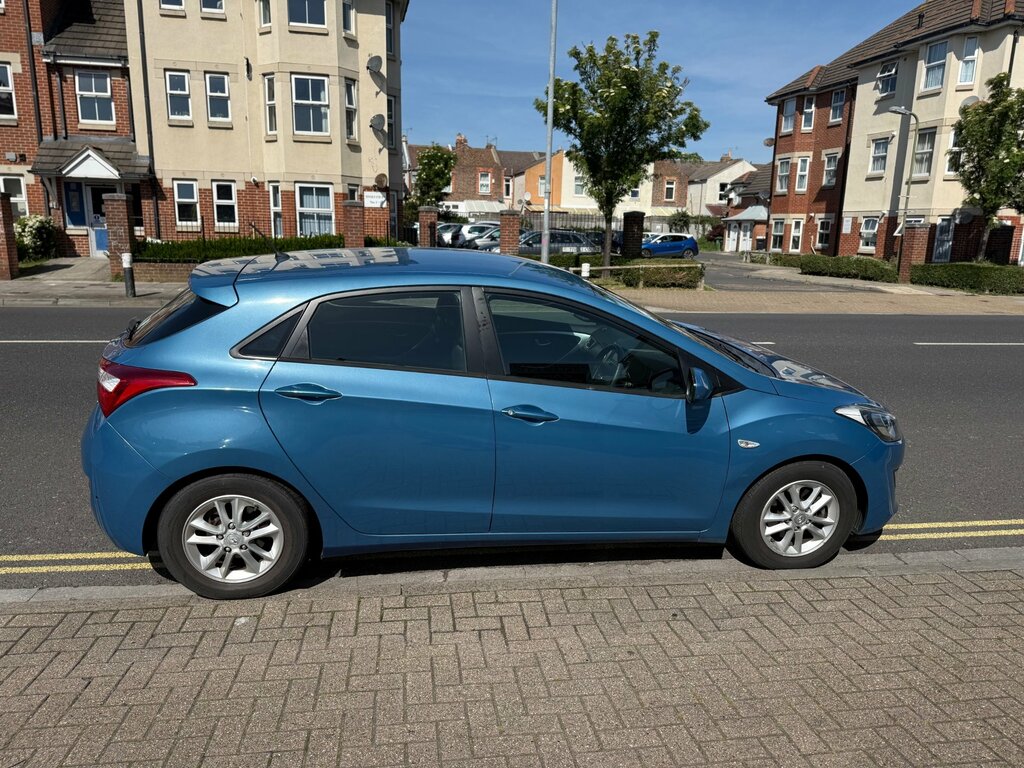Hyundai I30 1.6 Crdi Active Hatchback Euro 5 Blue #5