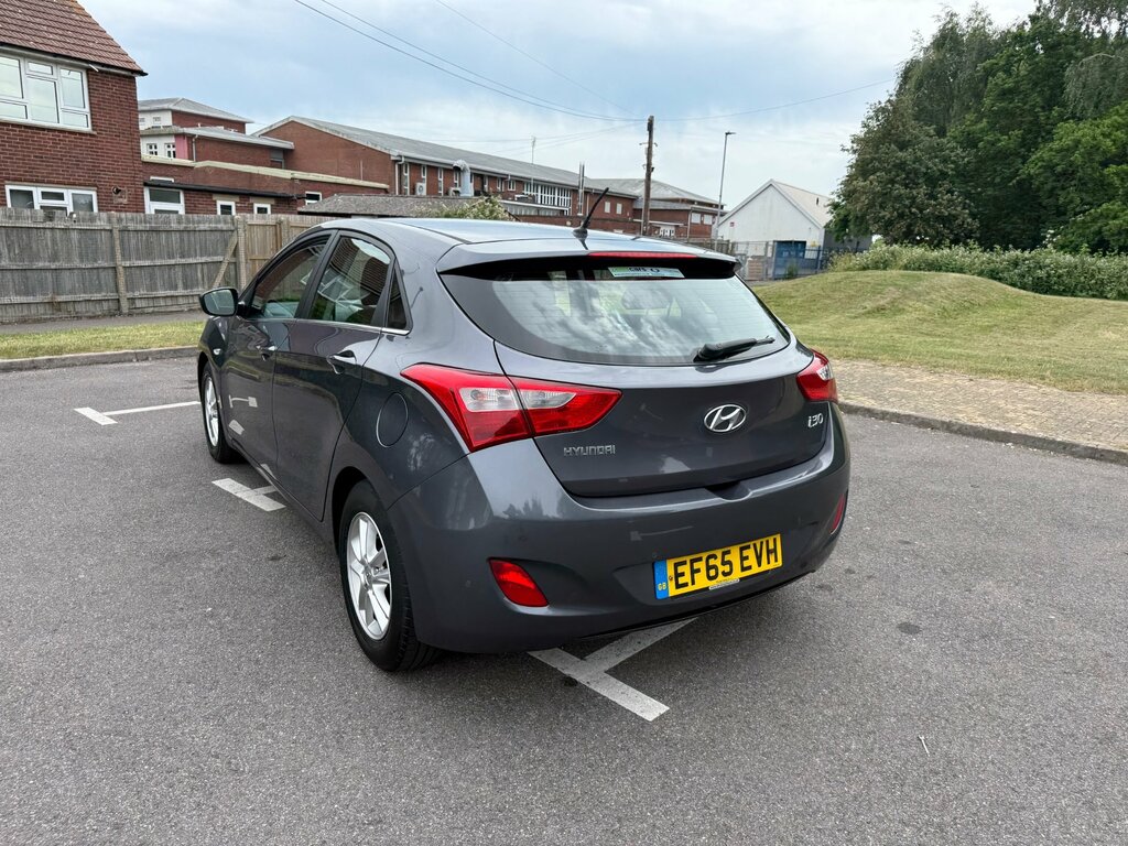 Hyundai I30 1.6 Crdi Blue Drive Se Hatchback EF65EVH Grey #2