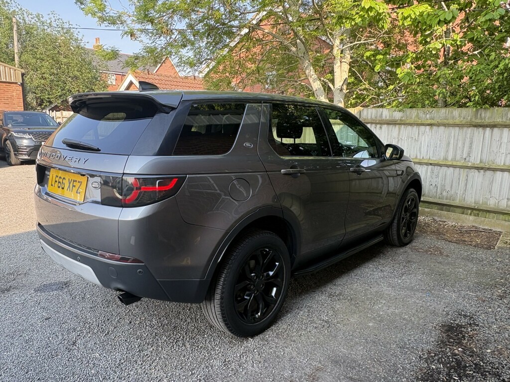 Land Rover Discovery Sport 2.0 Td4 Hse LF66XFZ Grey #4