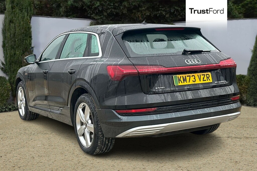 Audi E-tron 230Kw 50 Quattro 71Kwh Technik Black #2
