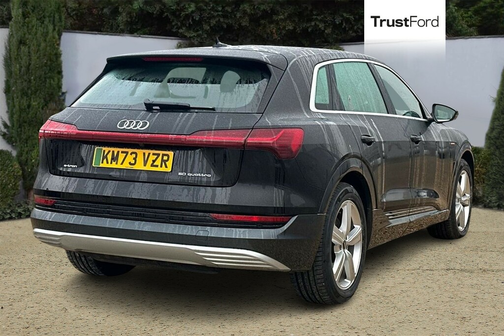 Audi E-tron 230Kw 50 Quattro 71Kwh Technik Black #4