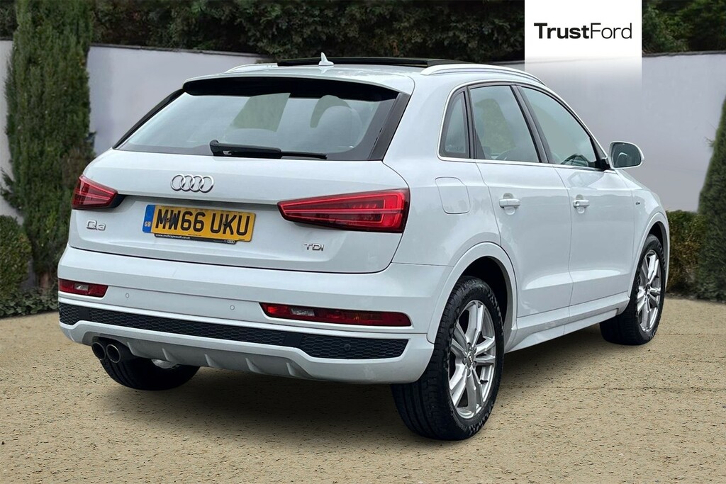 Audi Q3 2.0 Tdi S Line Navigation MW66UKU White #4