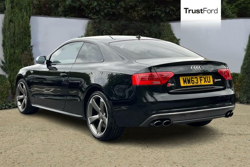 Audi S5 3L Black Edition White #2