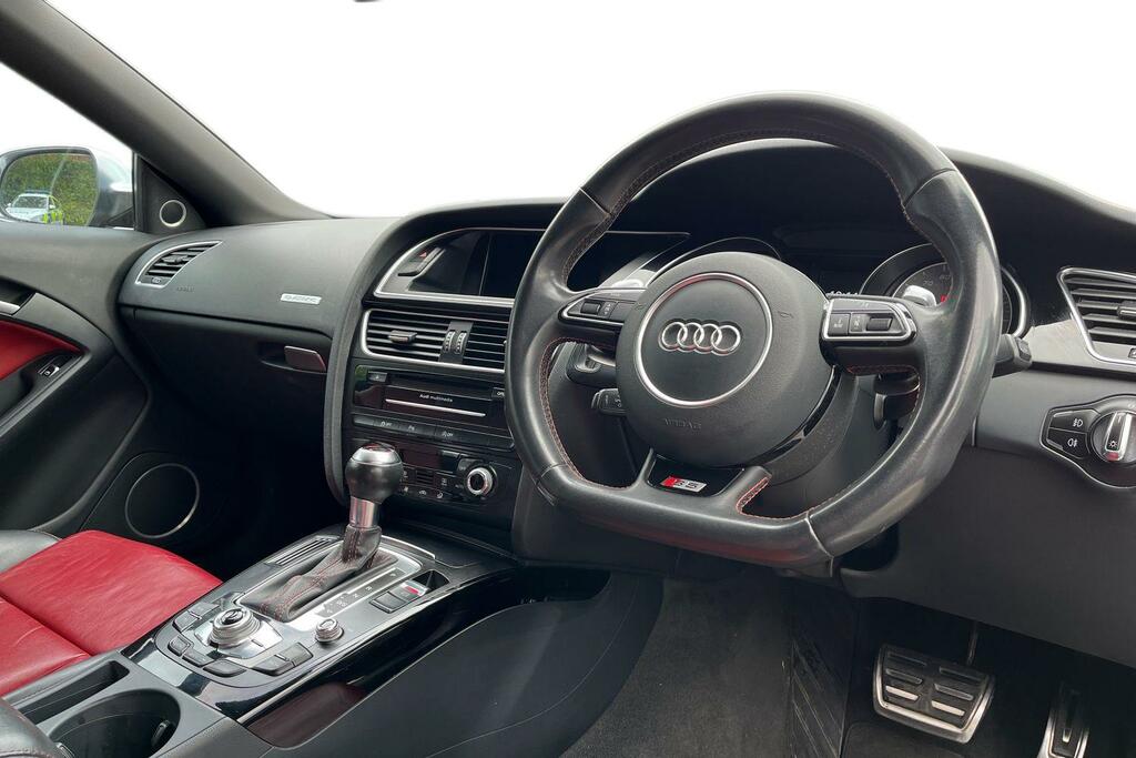 Audi S5 3L Black Edition White #9