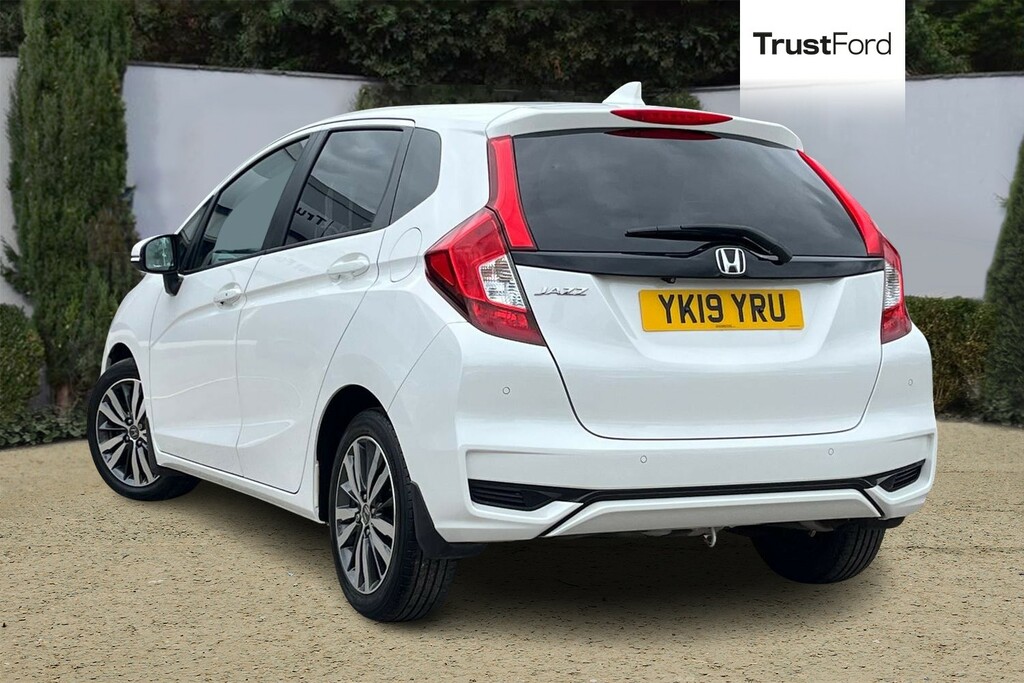 Honda Jazz 1.3 I-vtec Ex Navi Touchscreen Navigation Rear Cam YK19YRU White #2