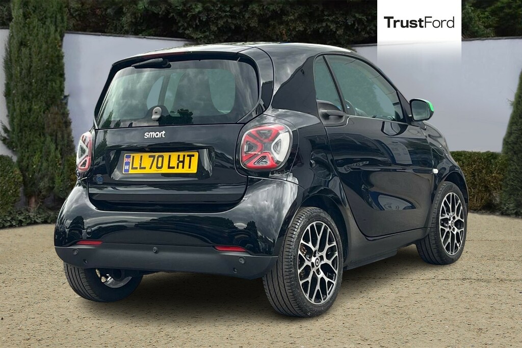 Smart Fortwo Coupe 60Kw Eq Prime Exclusive 17Kwh 22Kwch Black #4