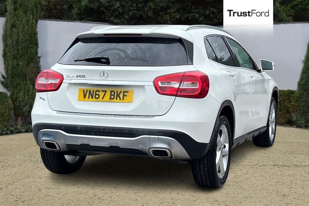 Mercedes-Benz GLA Class Gla 200 Sport 5Dr- Parking Camera White #4