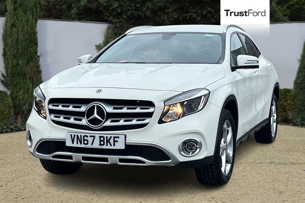 Mercedes-Benz GLA Class Gla 200 Sport 5Dr- Parking Camera White #5