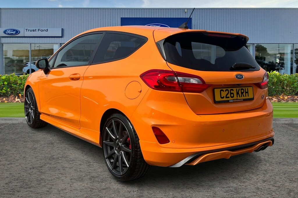 Ford Fiesta 1.5 Ecoboost St Performance Edition C26KRH Orange #2