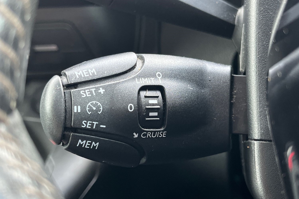 Peugeot Rifter 1.5 Allure Standard Bluehdi Grey #37