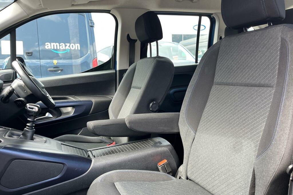 Peugeot Rifter 1.5 Allure Standard Bluehdi Grey #19