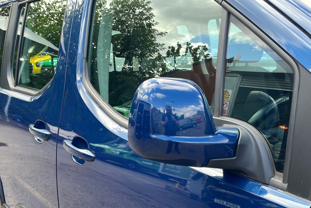 Peugeot Rifter 1.5 Allure Standard Bluehdi Grey #29