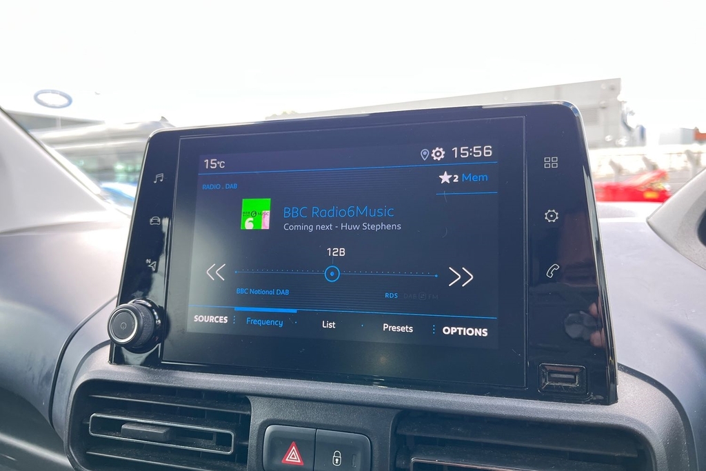 Peugeot Rifter 1.5 Allure Standard Bluehdi Grey #31