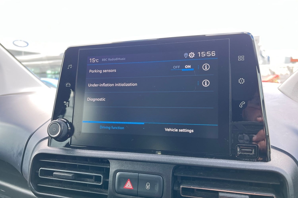 Peugeot Rifter 1.5 Allure Standard Bluehdi Grey #32