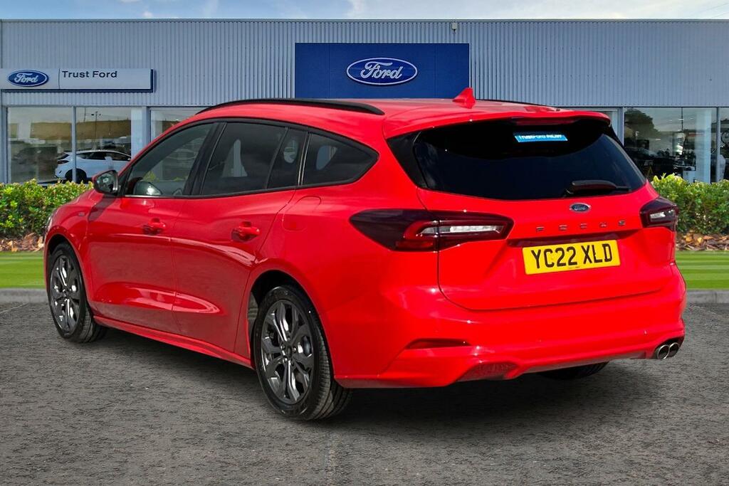 Ford Focus 1.5 Ecoblue St-line With Satellite Navig YC22XLD Red #2