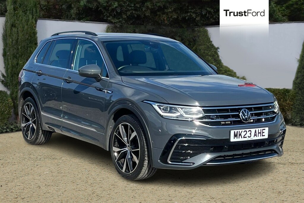 Volkswagen Tiguan 1.5 Tsi 150 R-line Dsg- With Reversing Camera Grey