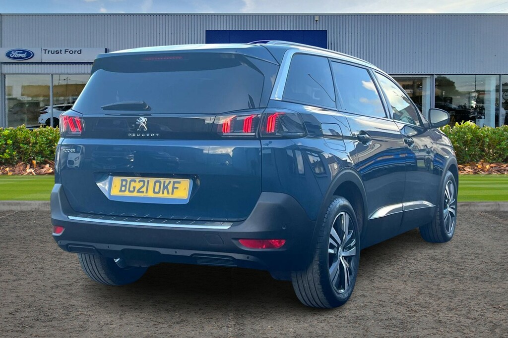 Peugeot 5008 1.5 Bluehdi Allure Premium BG21OKF #4