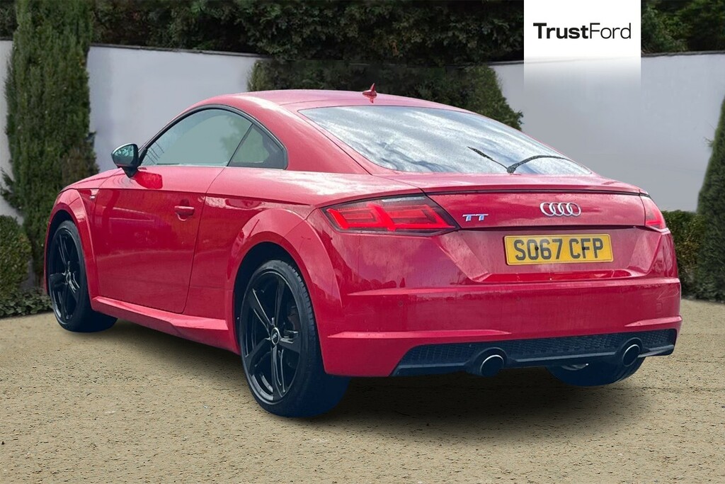 Audi TT 1.8T Fsi Black Edition Red #2