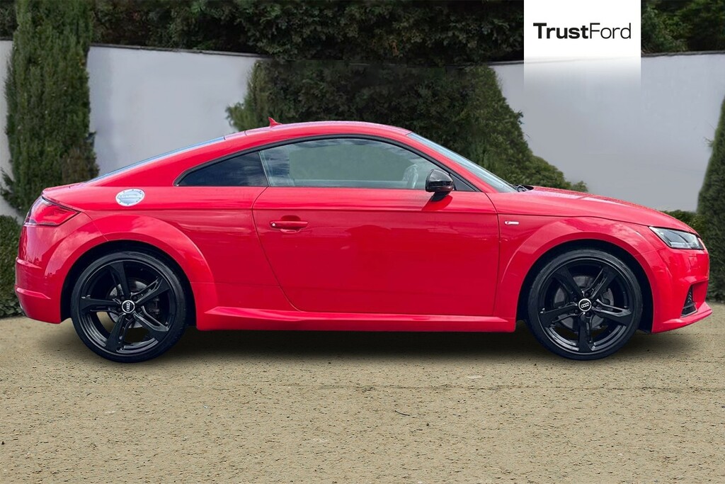 Audi TT 1.8T Fsi Black Edition Red #3