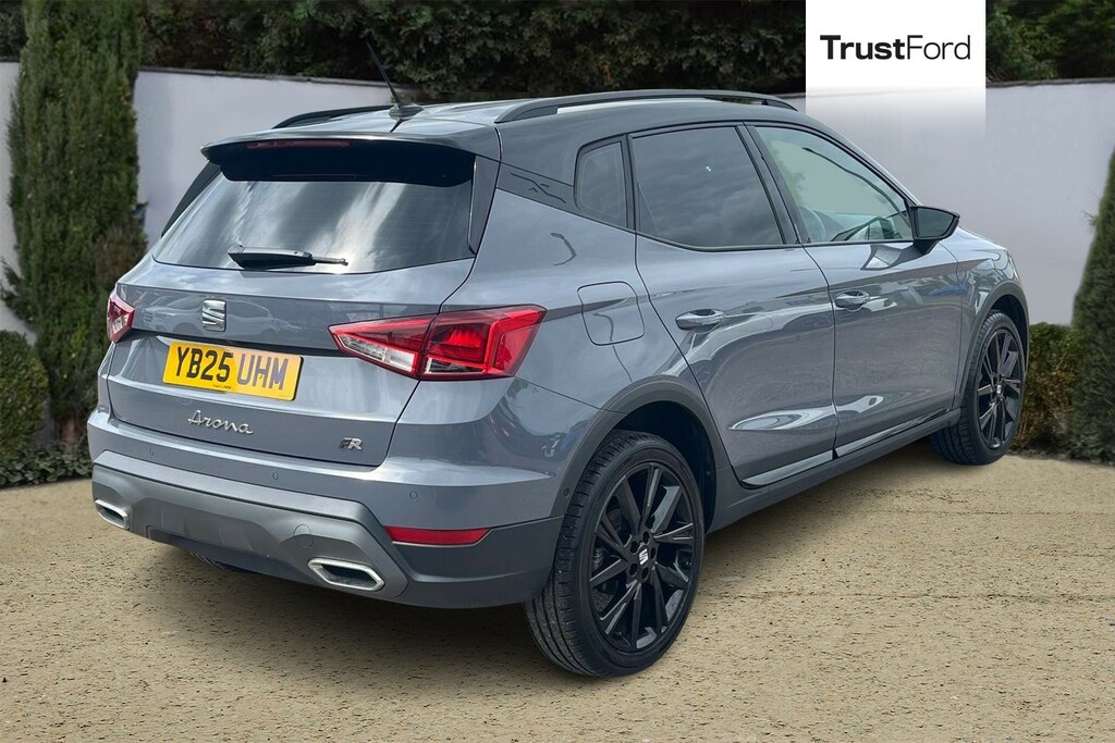 Seat Arona 1.0 Tsi 115 Fr Black Edition Dsg YB25UHM Grey #4