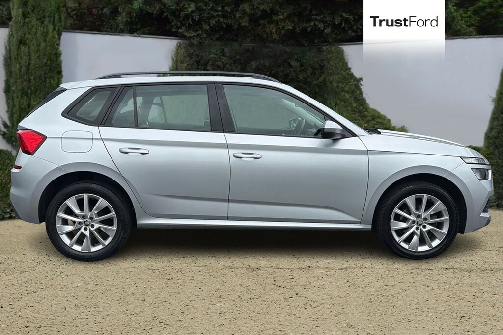 Skoda Kamiq 1.6 Tdi Se With Rear Sensors Apple Carplay And Silver #3