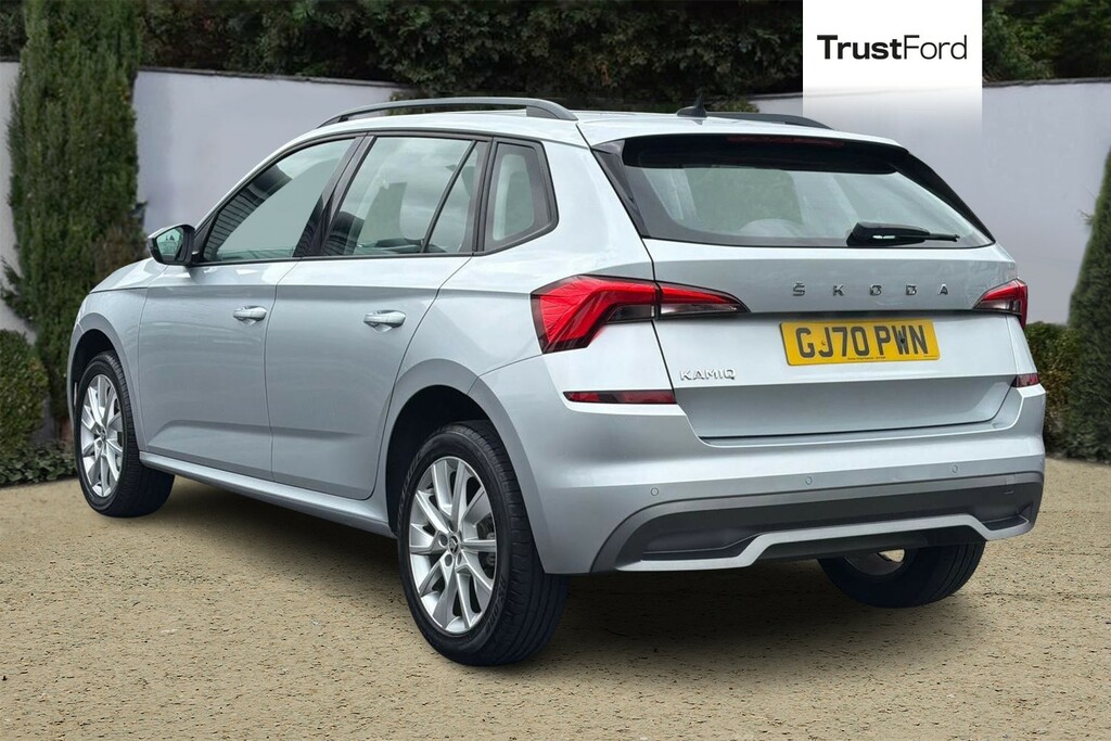 Skoda Kamiq 1.6 Tdi Se With Rear Sensors Apple Carplay And Silver #2
