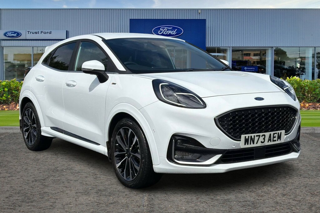 Ford Puma 1.0 Ecoboost Hybrid Mhev St-line Vignale With White