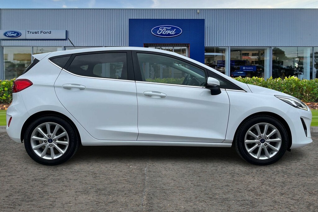 Ford Fiesta 1.0T Ecoboost Titanium Hatchback GD18AVE White #3